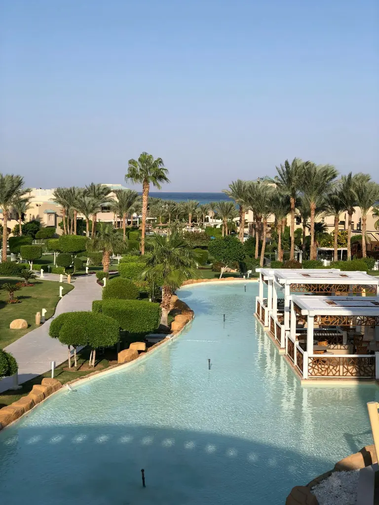 unsplash_5P0rg7ZgQPs_three Pyramids of Cheops.webp.jpg.jpg.jpg