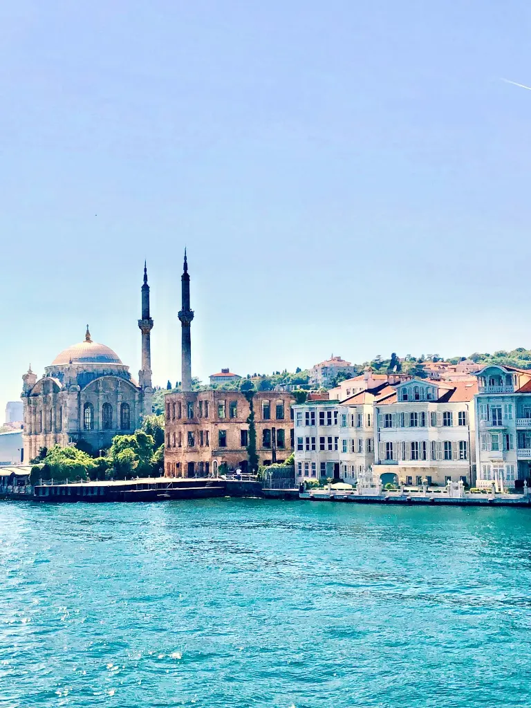 unsplash_k5yE2uTuyys_Turkey.webp