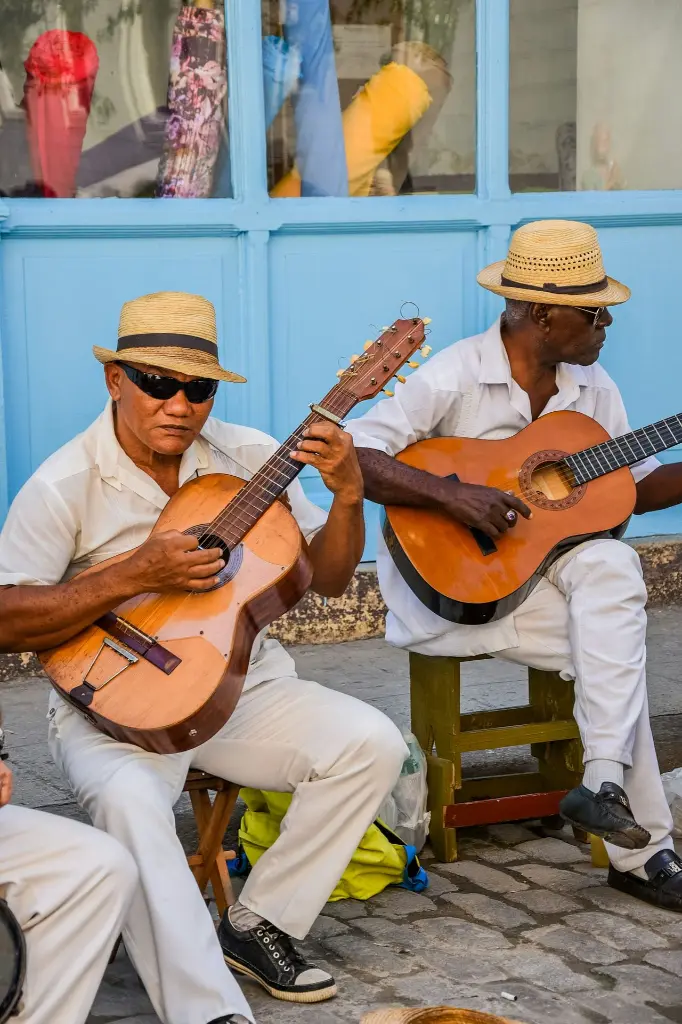 unsplash_ykzE718sxFM_Cuba.webp.jpg