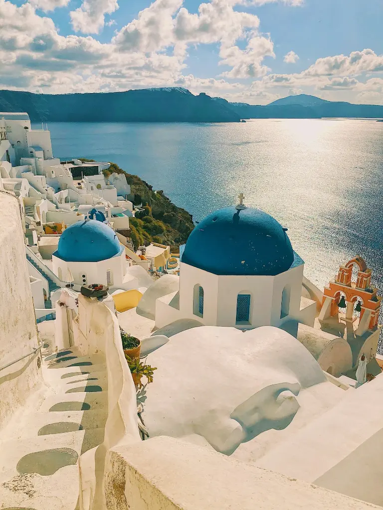 unsplash_vF0l0bqLRKY_Greece.webp