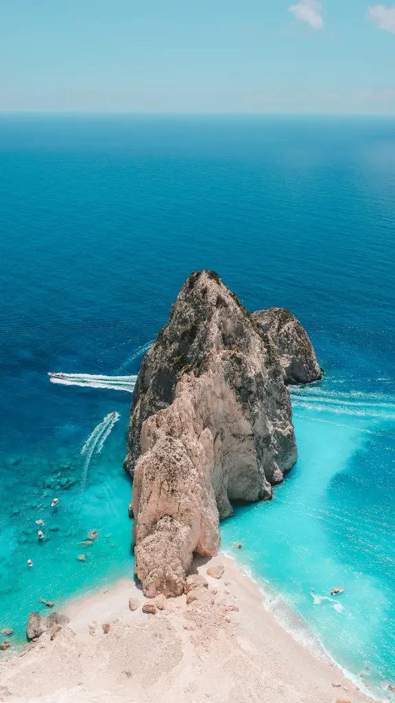 unsplash_ak0fzZmSj9A_Greece.webp