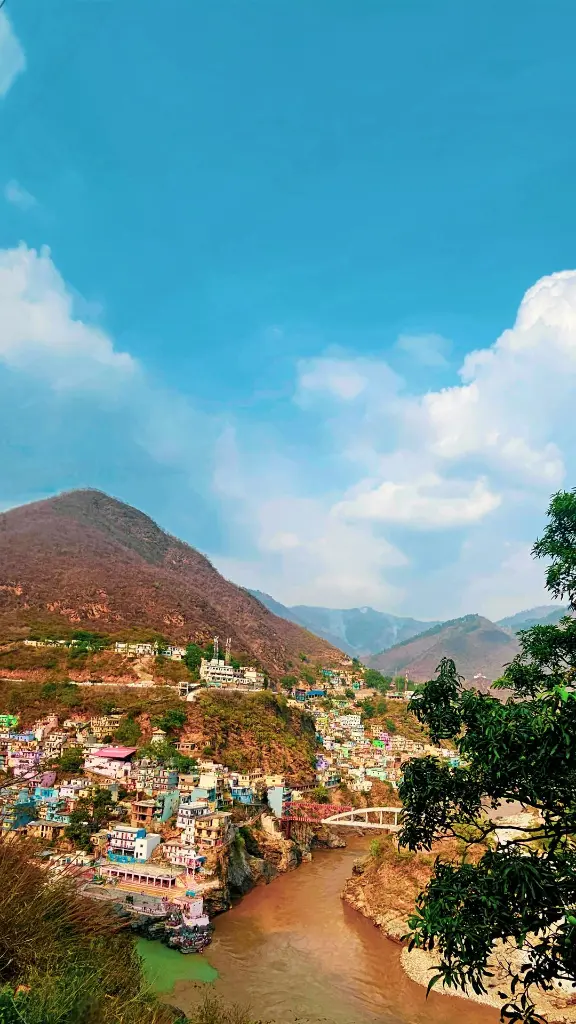 unsplash_ZG5Tl4eGFYg_Prayagraj .webp.jpg