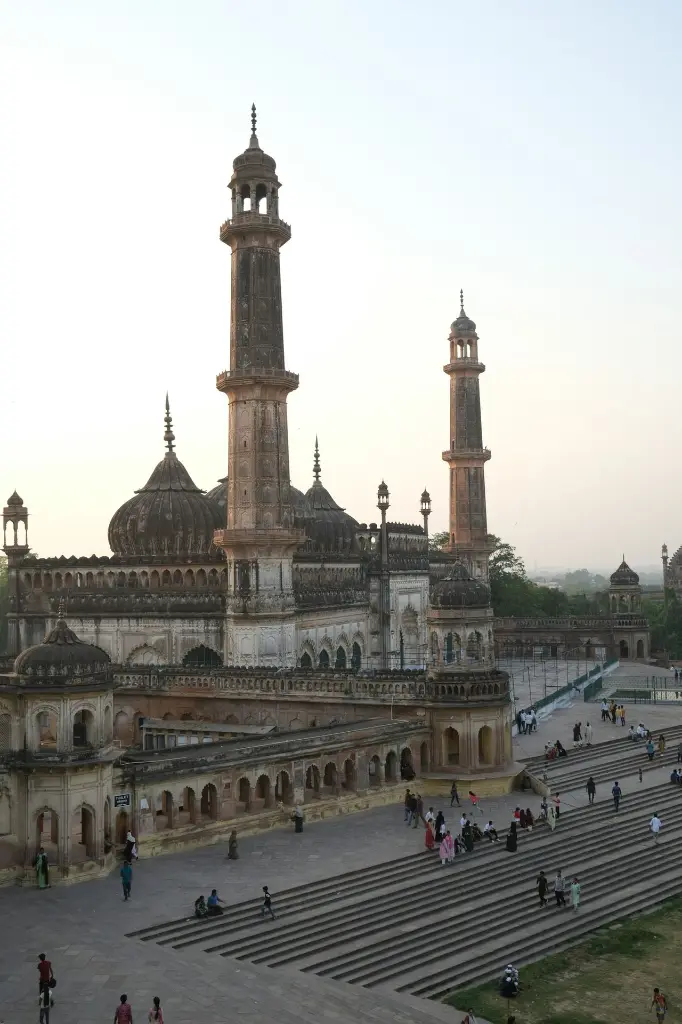 unsplash_VexgDOCd268_Lucknow.webp