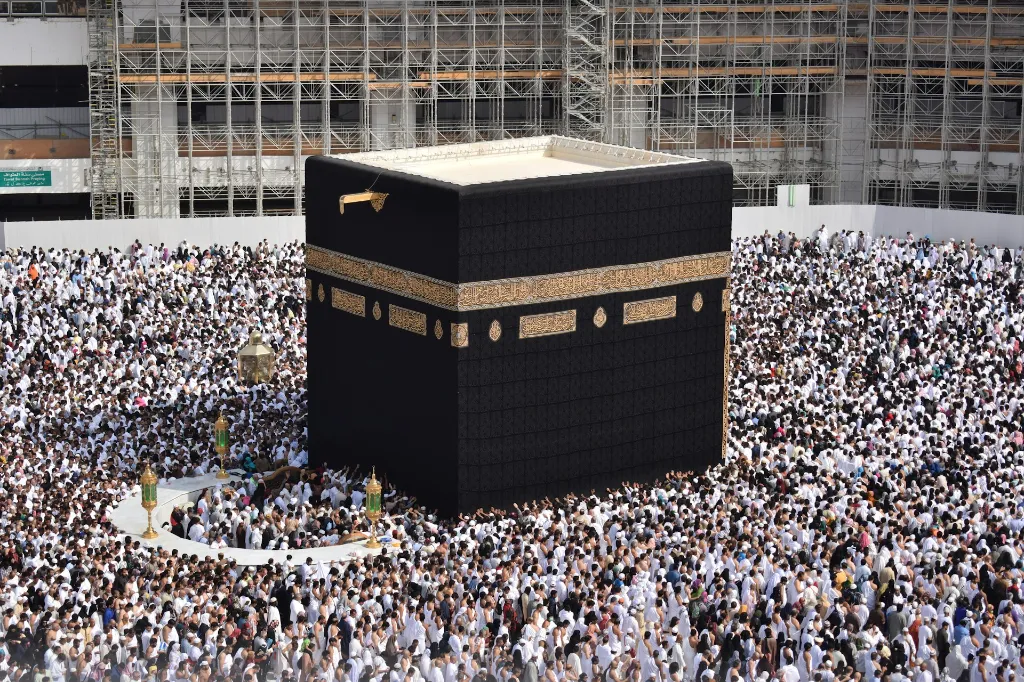unsplash_IAwnp88Fz8Y_makkah.webp