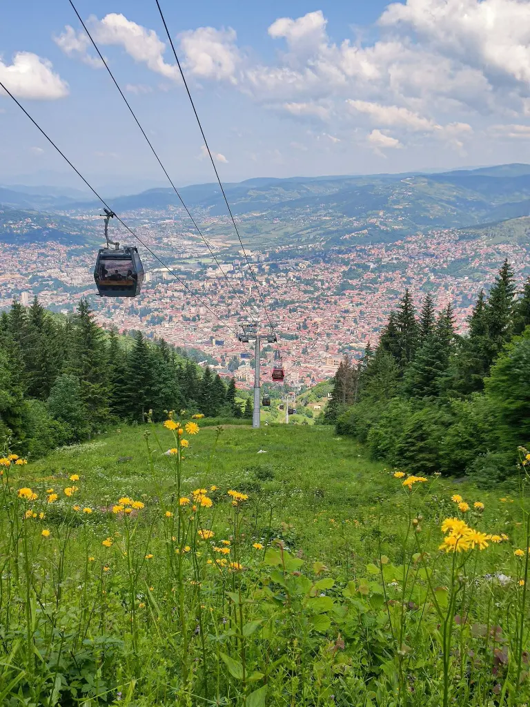 unsplash_JKWx1C83R88_SARAJEVO .webp.jpg.jpg.jpg